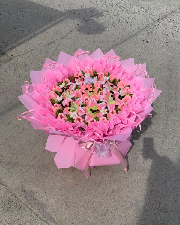 Pink Confetti